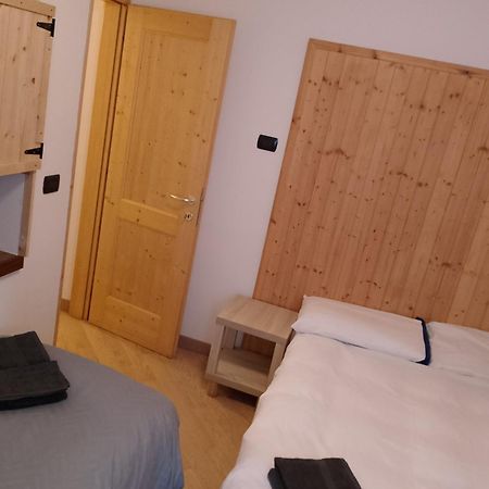Appartement La Casa Di Siro à Caderzone Terme Extérieur photo