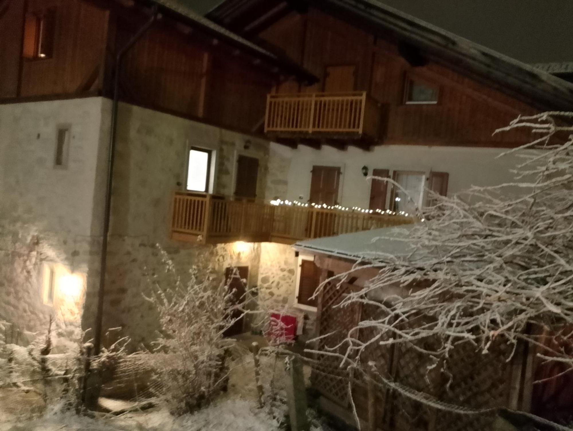 Appartement La Casa Di Siro à Caderzone Terme Extérieur photo