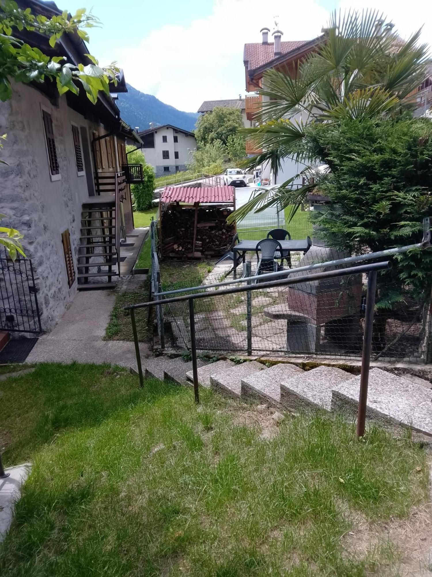 Appartement La Casa Di Siro à Caderzone Terme Extérieur photo